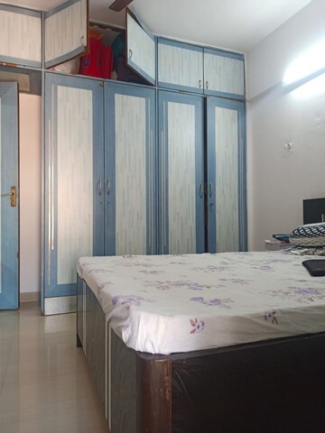 Bedroom in 2 BHK Apartment at Andheri West – for Sale