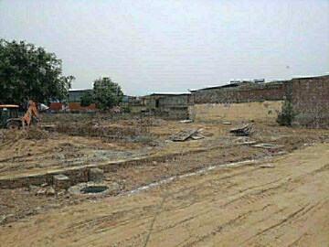  Plot For Sale in Defence Colony