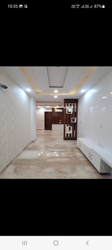 Room in 3 BHK Builder Floor at Anand Vihar – for Sale