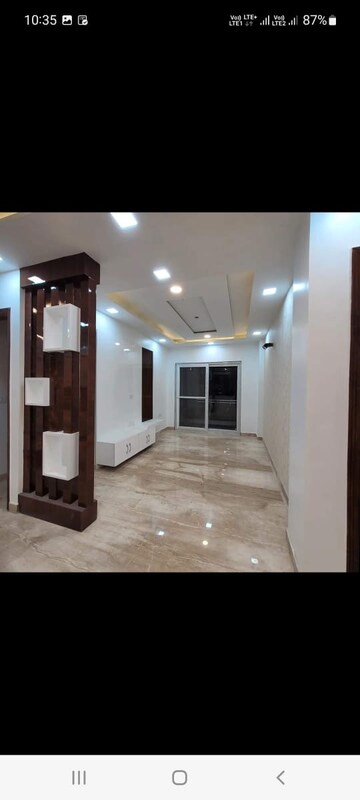 Room in 3 BHK Builder Floor at Anand Vihar – for Sale
