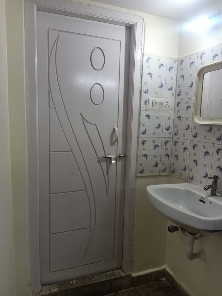 Bathroom, sainath-apartment-pokhran 2 Bedroom 688 Sq.Ft. Apartment In Pokhran Road No One Thane 7242421