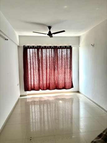 2 BHK Apartment For Rent in Near Vaishno Devi Circle On Sg Highway Ahmedabad  7242551