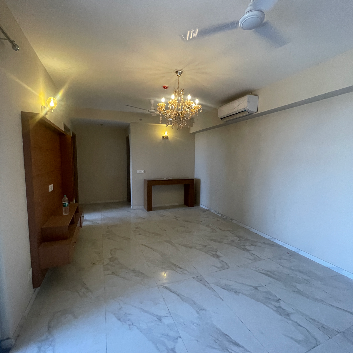2 BHK + Pooja Room Apartment For Rent in M3M Skywalk