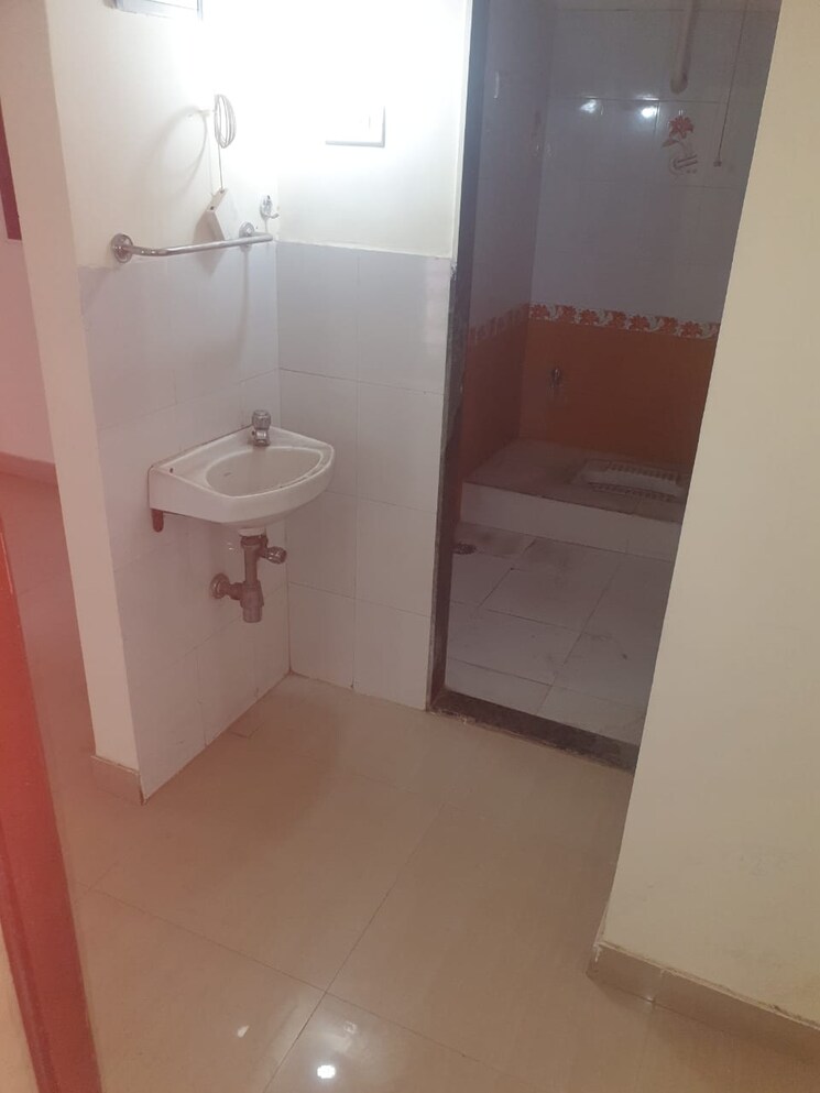 Bathroom, soham-residency 3 Bedroom 1897 Sq.Ft. Apartment In Kharghar Navi Mumbai 7242501