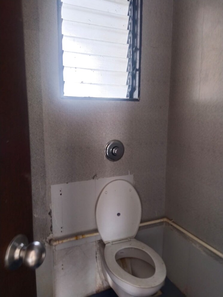 Bathroom, nanak-palazzo 3 Bedroom 1500 Sq.Ft. Apartment In Kharghar Navi Mumbai 7242836