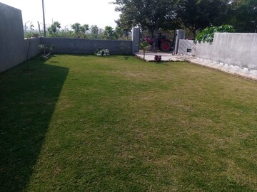  Plot For Sale in DLF Central Square, North Mullanpur