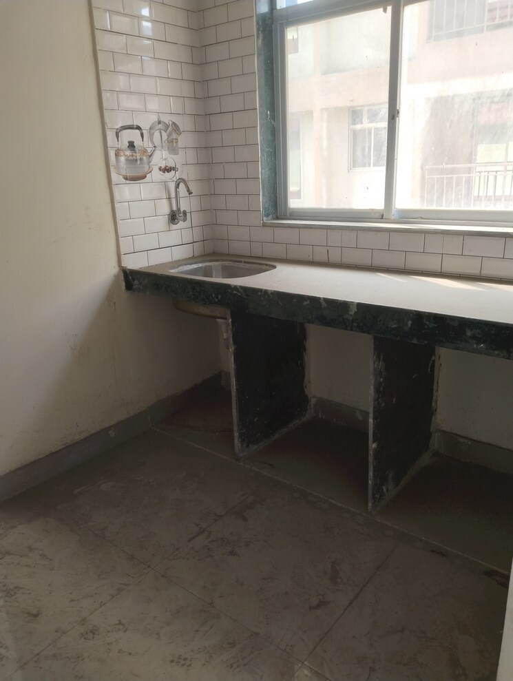 Kitchen, hari-om-swapna-nagari 2 Bedroom 780 Sq.Ft. Apartment In Kasheli Thane 7243077