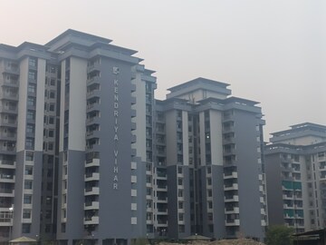 3 BHK Apartment For Rent in Phi Iii Greater Noida Greater Noida  7243178