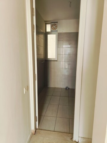 Building Lobby in 2 BHK Apartment at Suncity Essel Tower, Sector 28 – for Sale
