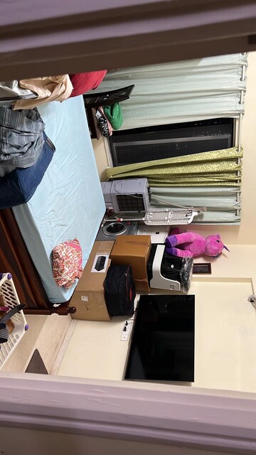 Master Bedroom in 3.5 BHK Apartment at Kalpataru Hills, Manpada – for Sale