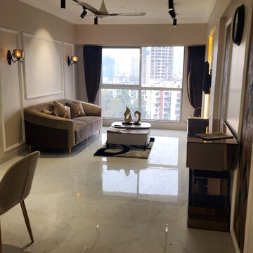 Team Area in 2 BHK Apartment at Vision Heights, Khan Estate – for Sale
