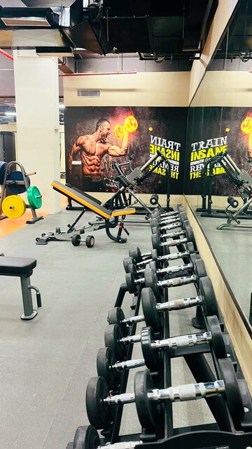 Gym in 6 BHK Apartment at Azeagaia Botanica, Vrindavan Yojna – for Sale