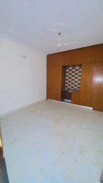 Room in 3 BHK Apartment at Mahindra Aura, Sector 110a – for Sale