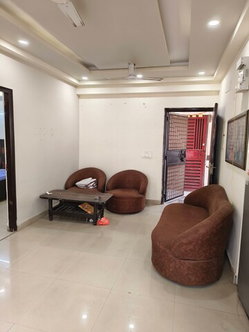 Living Room in 2 BHK Apartment at Amrapali Princely Estate, Sector 76 – for Sale