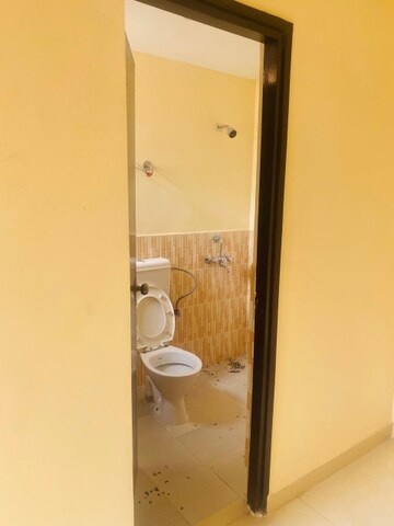 Furnished Amenities in 2 BHK Apartment at Apex Our Homes, Sector 37c – for Sale