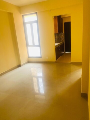Room in 2 BHK Apartment at Apex Our Homes, Sector 37c – for Sale