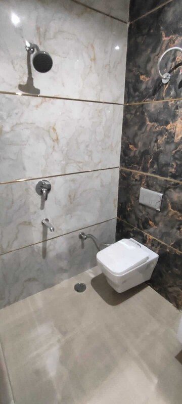 Bathroom in 3 BHK Apartment at Patiala Road – for Sale