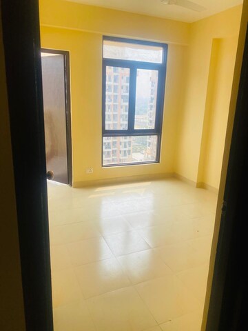 Room in 2 BHK Apartment at Apex Our Homes, Sector 37c – for Sale