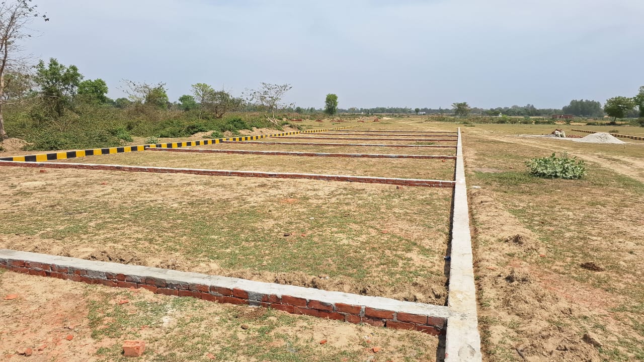 Plot For Resale in Sultanpur Road Lucknow  7245567