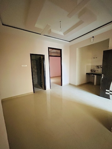 Room in 2 BHK Builder Floor at Kisan Path – for Sale