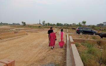 Plot For Sale in Babatpur