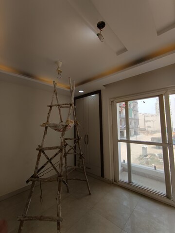 Room in 2 BHK Builder Floor at RPS Palm Drive, Sector 88 – for Sale