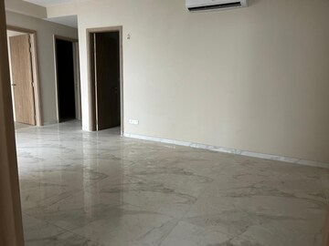 Room in 3.5 BHK Apartment at M3M Skywalk, Sector 74 – for Sale