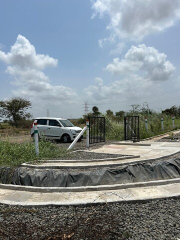  Plot – Exterior View View at Dumas - for Sale