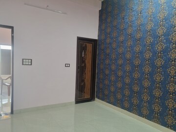 Room in 3.5 BHK Independent House at Kalwar Road – for Sale