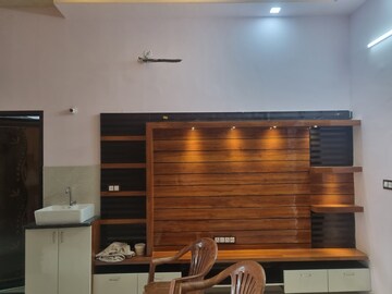 Furnished Amenities in 3.5 BHK Independent House at Kalwar Road – for Sale