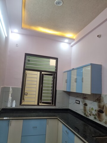 Furnished Amenities in 3.5 BHK Independent House at Kalwar Road – for Sale