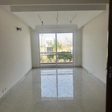 Room in 3.5 BHK Builder Floor at VRS Suntec City, Mullanpur – for Sale