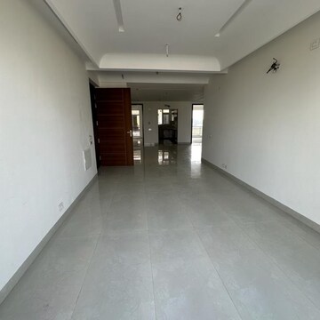 Room in 3.5 BHK Builder Floor at VRS Suntec City, Mullanpur – for Sale