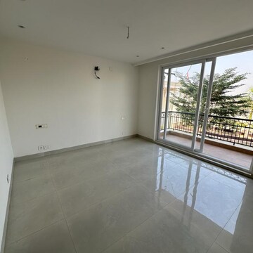 Room in 3.5 BHK Builder Floor at VRS Suntec City, Mullanpur – for Sale