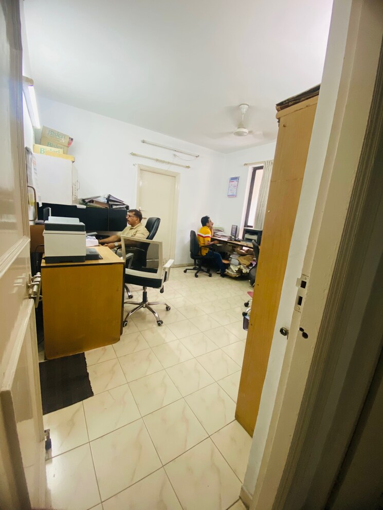 Room, salunkhe vihar society 2 Bedroom 1450 Sq.Ft. Apartment In Salunkhe Vihar Society Pune 7246671