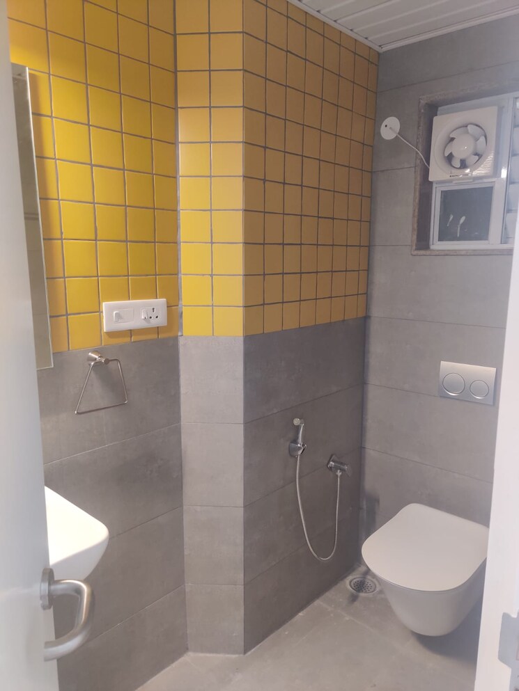 Bathroom, sankey road 4 Bedroom 3500 Sq.Ft. Apartment In Sankey Road Bangalore 7246863