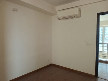 Room in 3 BHK Apartment at Pareena Micasa, Sector 68 – for Sale