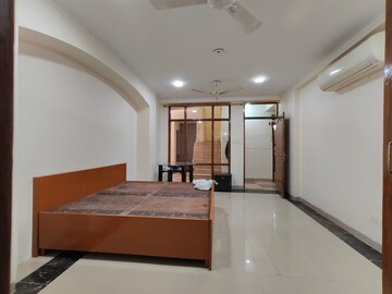 Room in 2 BHK Apartment at Pareena Micasa, Sector 68 – for Sale