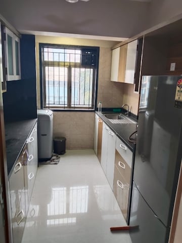 Master Bedroom in 2 BHK Apartment at Pr Woodwind, Andheri East – for Sale