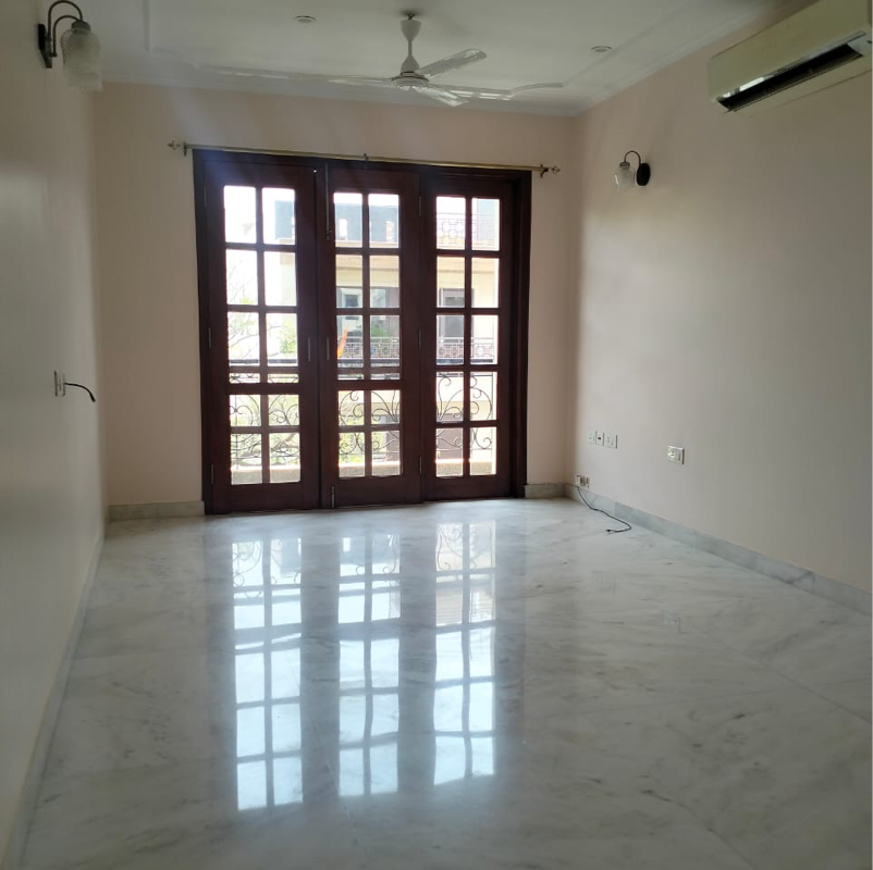 3 BHK Builder Floor For Rent in RWA Nehru Enclave East Kalkaji Delhi  7247390