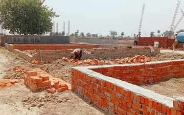 Plot For Sale in Bhopani Village