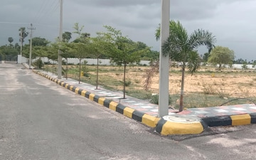 Plot For Sale in Borabanda