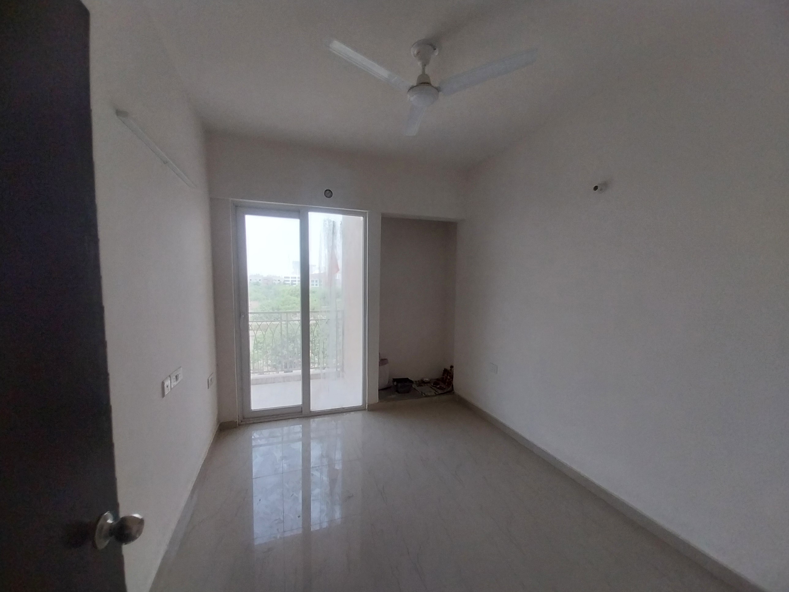 2 BHK Apartment For Rent in Mahagun Mywoods Noida Ext Sector 16c Greater Noida  7248077