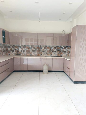Kitchen in 3 BHK Builder Floor at Sector 31 – for Sale