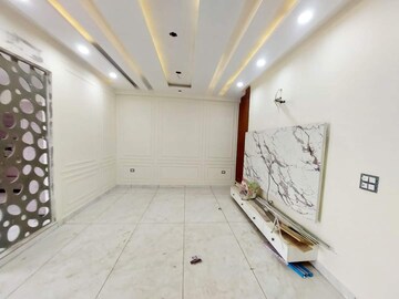 Living Room in 3 BHK Builder Floor at Sector 31 – for Sale