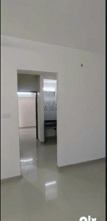 Room in 1 BHK Apartment at Dudhwala Ayan Residency Phase 1, Nalasopara West – for Sale