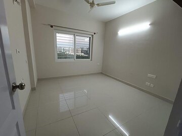 Room in 3 BHK Apartment at Prestige Ferns Residency, Harlur – for Sale