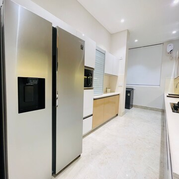 Room in 4 BHK Apartment at Trishla City, High Ground – for Sale