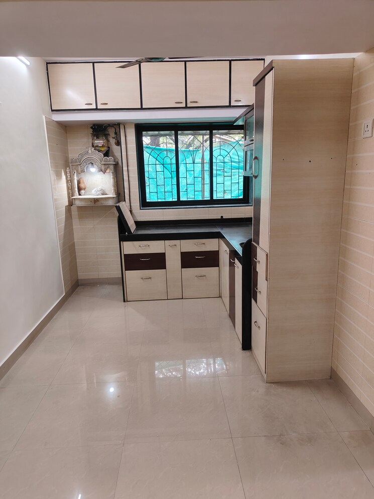 Kitchen, om-kalpataru-apartment 1 Bedroom 700 Sq.Ft. Apartment In Panch Pakhadi Thane 7248370