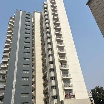 3.5 BHK Apartment – Exterior View View at Experion Capital, Vibhuti Khand - for Sale